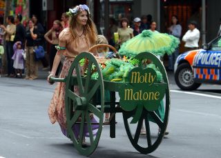 Mejillones y cerveza: así se celebra el día de Molly Malone