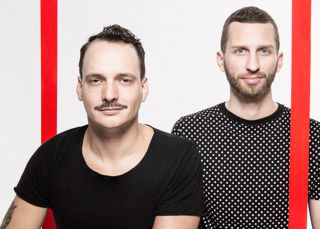 Vuelve lo analógico: esta es la fiesta en la que solo se pinchan vinilos