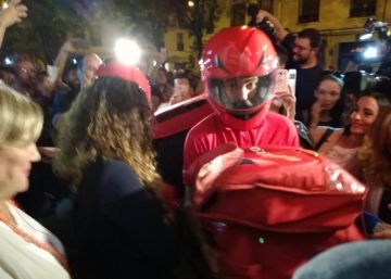 'Troleada' de envío masivo de pizzas a Ferraz tras el Comité del PSOE