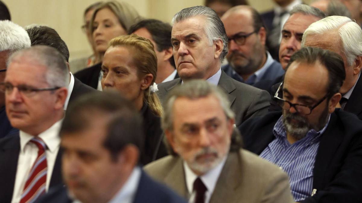 Luis Bárcenasjunto, durante el juicio por el caso Gürtel.