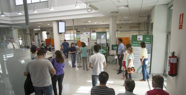 Unemployment office in Sanlúcar la Mayor (Sevilla).