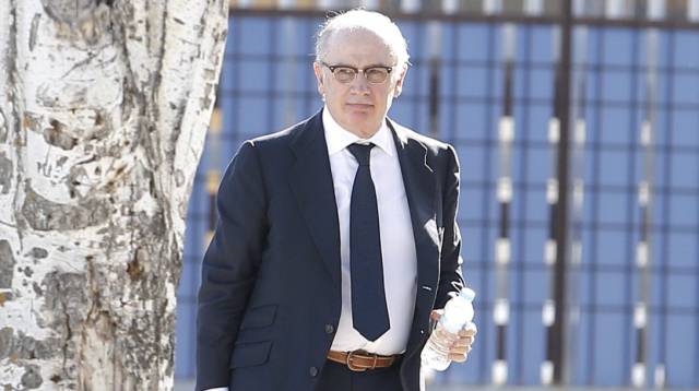 Rato llega a la Audiencia Nacional en septiembre.