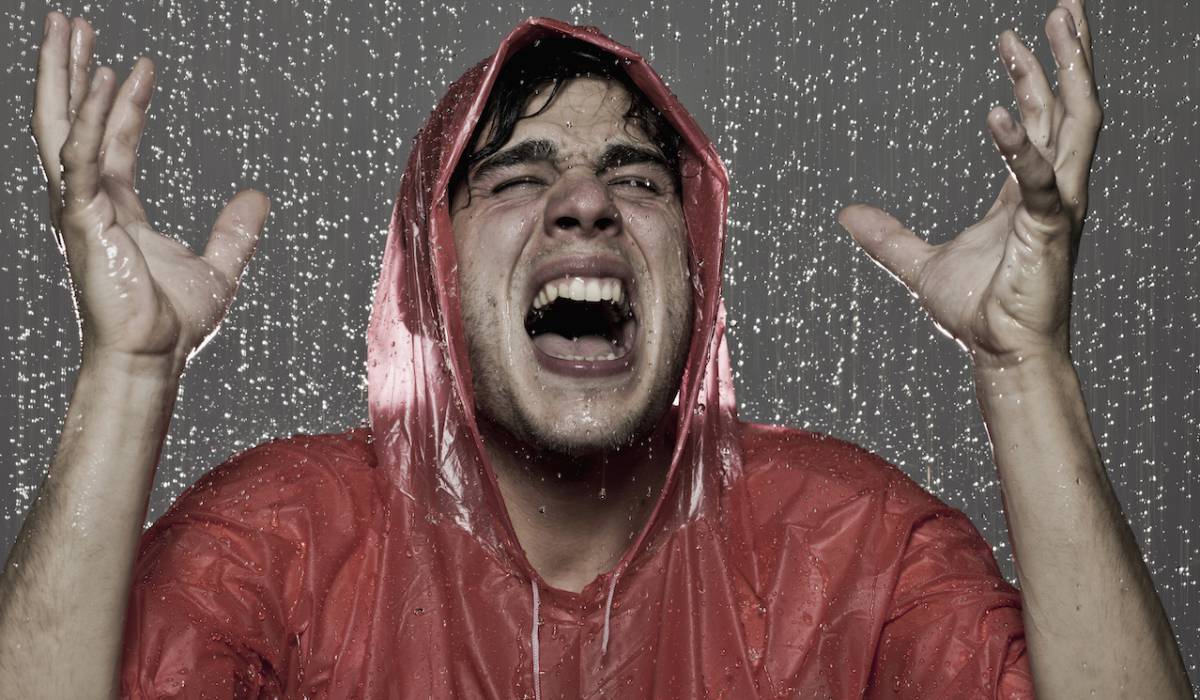 Hoy no salgo: 20 libros, discos o canciones para llorar fuerte y a gusto