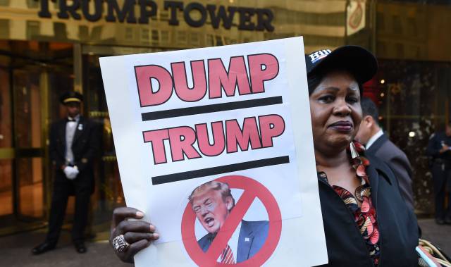 Protesta de mujeres contra Donald Trump
