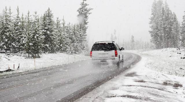 Frío, lluvia y nieve: 8 claves para conducir en invierno sin problemas