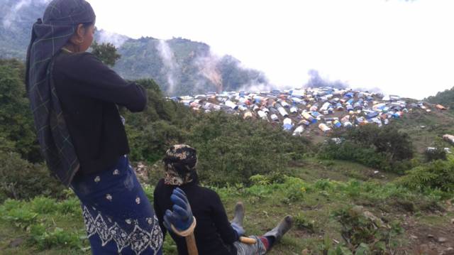 Los 3.000 metros a los que se encuentra el campo de refugiados de Laparck (Nepal) dificulta mucho cultivar.