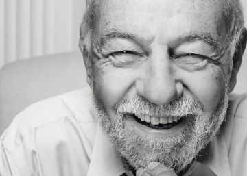 “Cuestionar lo que se hizo en la Transición cuando estábamos con una pistola apuntándonos, no sé yo”