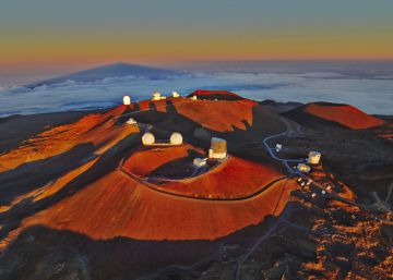 Vista aérea de los telescopios de la cumbre del volcán Mauna Kea.