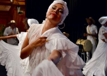 Momento de la actuaci&oacute;n de Nativos Macondo en las jornadas de presentaci&oacute;n del Decenio Internacional de Afrodescendientes.