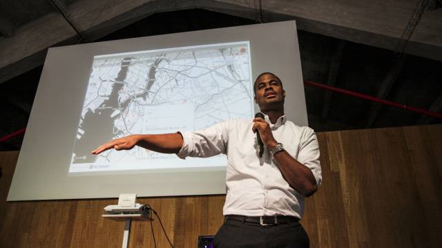 Amen ra Mashariki, el descodificador de Nueva York