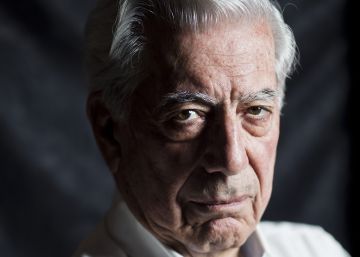 El escritor Mario Vargas Llosa.