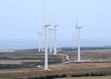 Instalaci&oacute;n de energ&iacute;a e&oacute;lica en T&uacute;nez.  