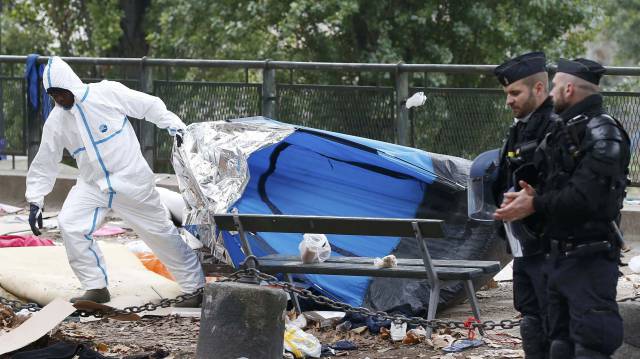 El desmantelamiento, hoy en París.