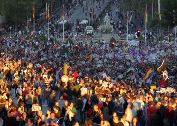 Manifestaci&oacute;n en el Congreso de Diputados durante la investidura.rn rn 