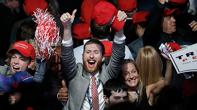 Seguidores de Trump celebran la victoria en Nueva York.