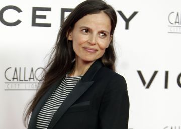 La actriz Elena Anaya durante la premiere del documental " Soy uno entre cien mil " en Madrid.