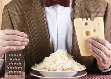 ¿El moho se come? 19 errores imperdonables al tomar queso en casa