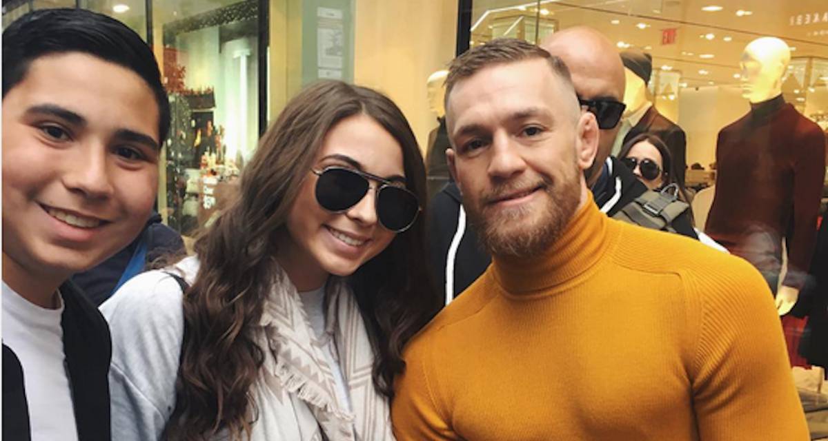 Conor McGregor humilla a una fan y ella le devuelve el golpe