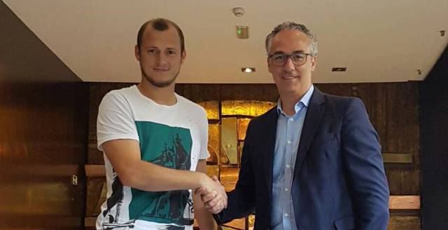 Rayo fan pressure wins out: Betis confirm Roman Zozulya return