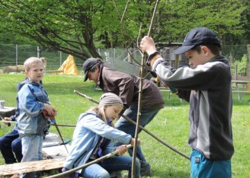 ¿Dejarías a tu hijo de 5 años ir solo al cole? En Suiza casi te obligan