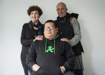 “Muchas novelas sobre el narco son oportunistas: no dicen nada”