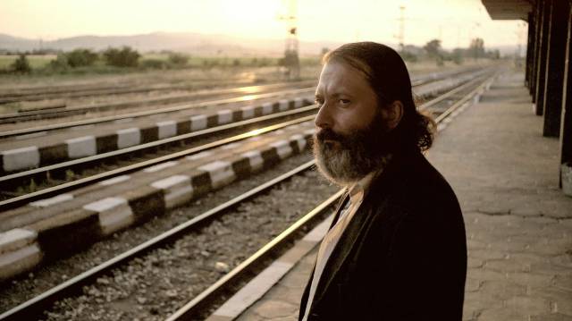 Stefan Denolyubov, en 'Glory'.