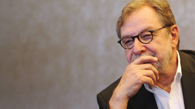 Juan Luis Cebrián, en la Feria Internacional.