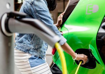 Apuesta por el coche eléctrico: las marcas crean una red de carga propia