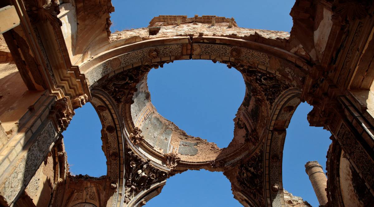 Ruinas de la iglesia de San Agustín, en Belchite viejo.