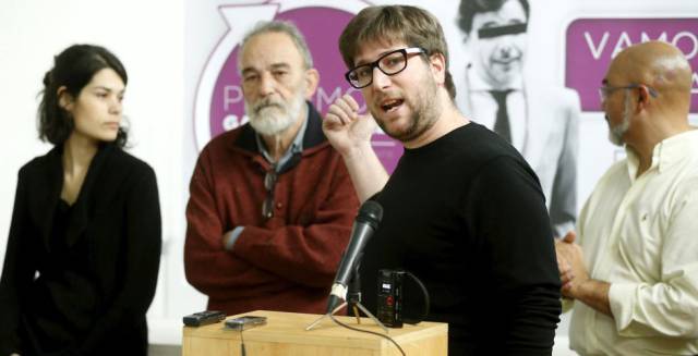 El doctor Luis Montes y Miguel Urbán.