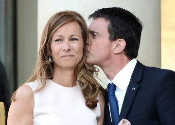 El pol&iacute;tico franc&eacute;s Manuel Valls y su mujer, Anne Gravoin, en junio de 2015. 