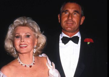 Zsa Zsa Gabor junto a su octavo y &uacute;ltimo esposo Prince Frederick von Anhalt.