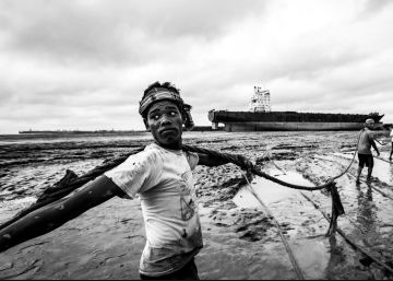 Cementerio de hombres y barcos