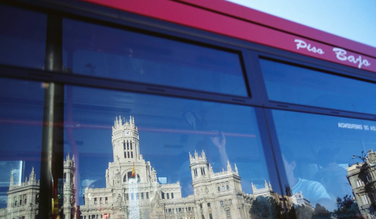 ¿Servirán los techos vegetales de los autobuses para acabar con las restricciones de tráfico?