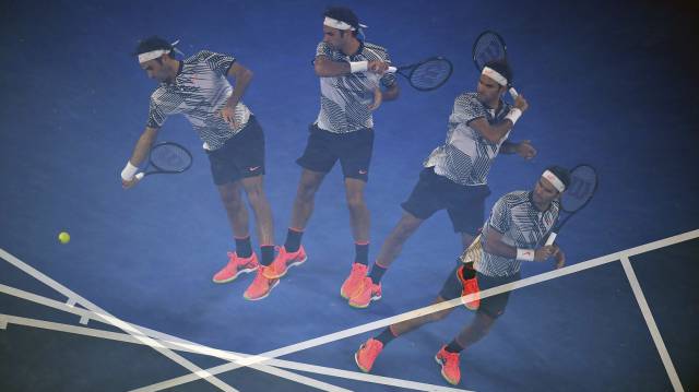 Roger Federer vuela como una mariposa…