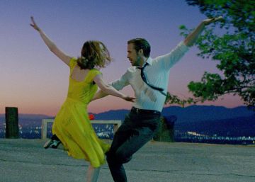Ryan Gosling y Emma Stone, en la cinta 'La La Land'.
