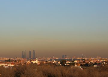 Madrid cubierta por una nube de contaminaci&oacute;n el pasado 28 de diciembre. 