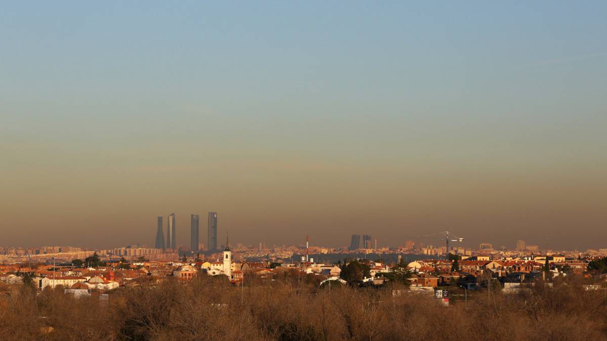 Madrid cubierta por una nube de contaminación el pasado 28 de diciembre.