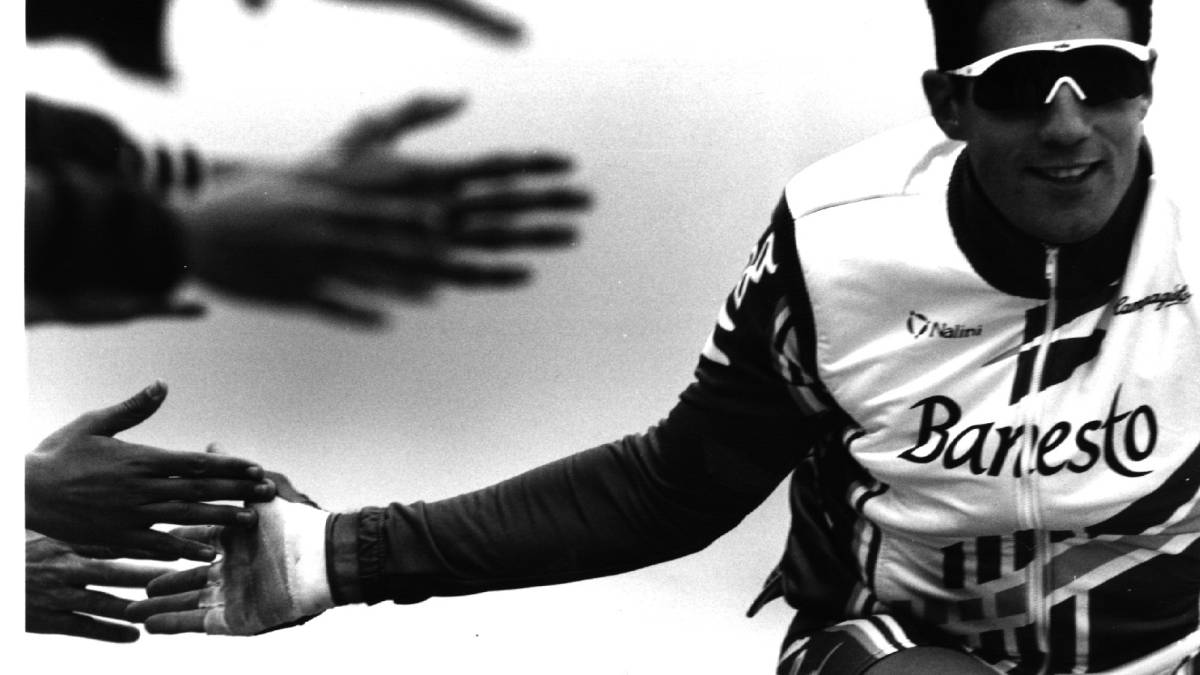 Miguel Indur&aacute;in en el crit&eacute;rium ciclista de Alcobendas, el 12 de octubre de 1993.