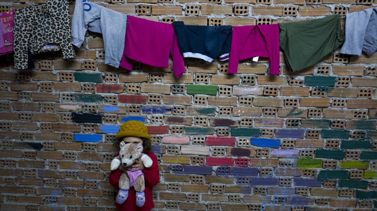 Menores no acompañados: las nuevas almas vagabundas de Atenas