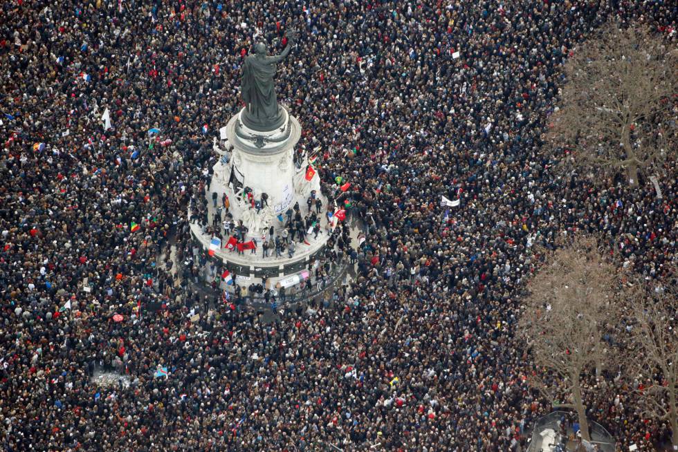 Manifestación en la plaza de la República de París contra el atentado de Charlie Hebdó.