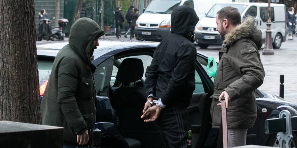 Detención de uno de los sospechosos de haber robado a Kardashian en París.