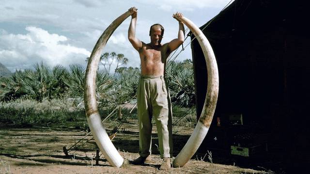 Sicre, en Kenia en 1958.