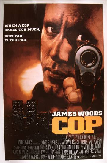 En los años ochenta y noventa, Woods se especializó en interpretar a tipos duros. Como en 'Cop, con la ley o sin ella' (1988).