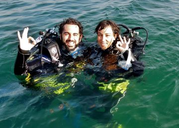 Fui de turismo a Indonesia y acabé sobreviviendo a un naufragio tras 22 horas en el agua