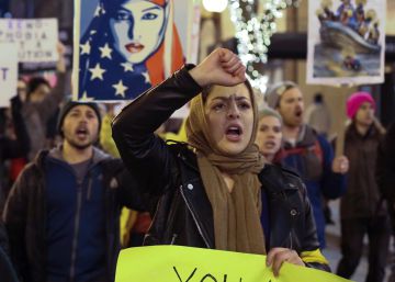 Protesta contra el decreto de Donald Trump en las calles de Seatle. 