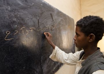 España recorta un 90% la ayuda a la educación en países pobres