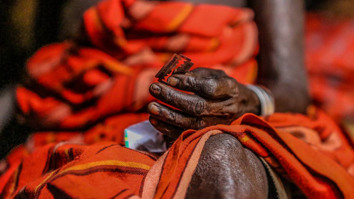 Las niñas samburu, mutiladas para ser bien casadas