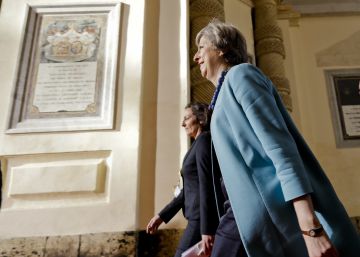 British Prime Minister Theresa May, right, arrives at an EU summit, in Valletta, Malta, Friday, Feb. 3, 2017. (AP PhotoGregorio Borgia)