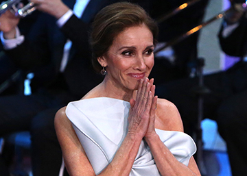 La actriz y cantante Ana Belén, a su llegada a la gala de la XXXI edición de los Premios Goya.